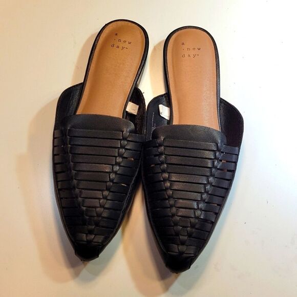 A.NEW DAY POINTED TOE WOMEN"S MULES SHOE - Picture 2 of 16